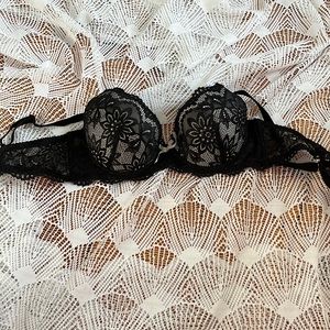 🌸36B black lace bra🌸